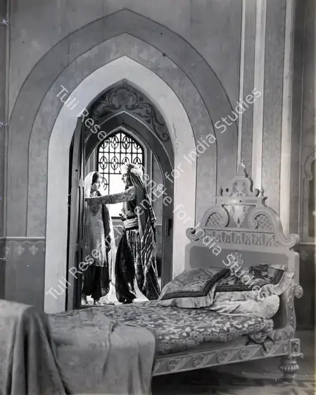Gidwani, Moti B. (Director), Daku Ki Ladki, 1933 | Photographic Still | CinemaEducation | 00884812