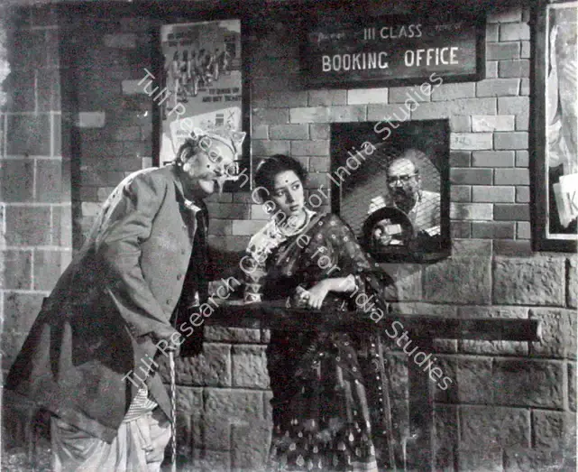 Trivedi (Producer), Laxmi, 1957 | Photographic Still | CinemaEducation | 00885989