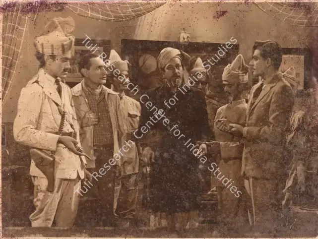 Kumar (Director), Aap Biti, 1948 | Photographic Still | CinemaEducation | 00888830