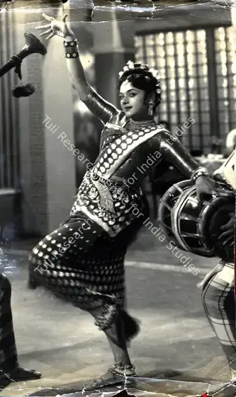 Divecha, Dwarka (Cinematographer), Singapore, 1960 | Photographic Still | CinemaEducation | 00888574