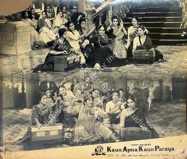 Joshi, T.R. (Cinematographer), Kaun Apna Kaun Paraya, 1963 | Lobby Card | CinemaEducation | 00818916