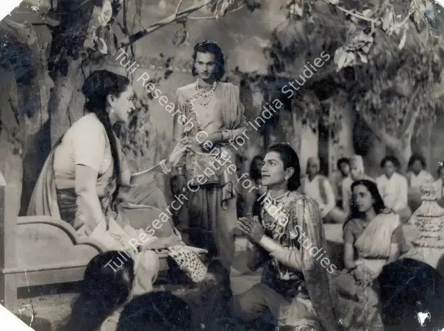 Neelkanth, M. (Director), Malti Madhav, 1951 | Photographic Still | CinemaEducation | 00886191