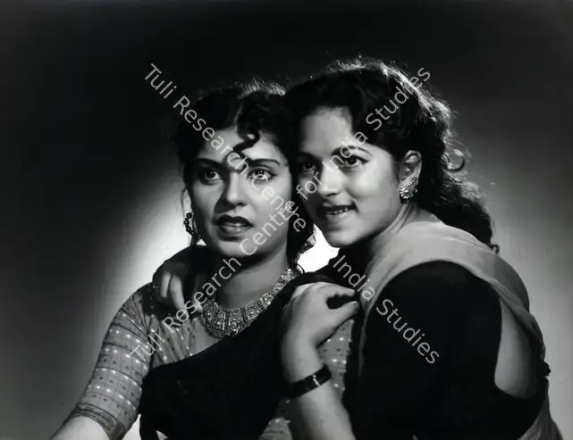 Unknown (Director), Pehli Mulakat, 1957 | Photographic Still | CinemaEducation | 00887046