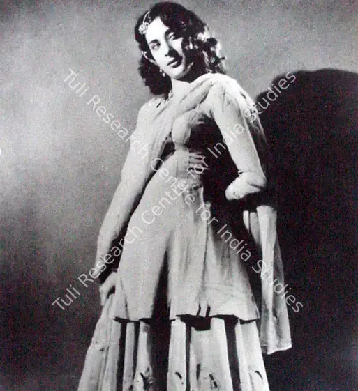 Ramachandra (ii) (Cinematographer), Anhonee, 1952 | Photographic Still | CinemaEducation | 00883937