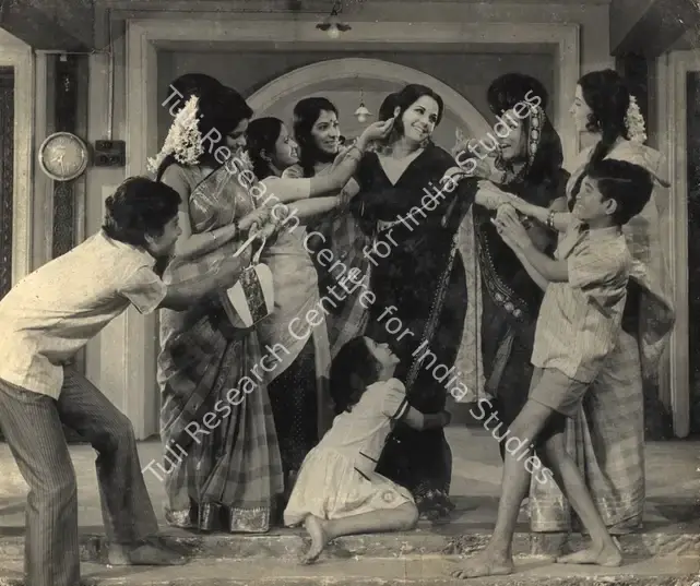 Doraisamy, B. (Producer), Aaina, 1974 | Photographic Still | CinemaEducation | 00889186