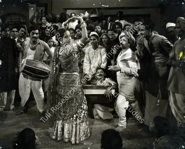 Shirodkar, G.N. (Cinematographer), Station Master, 1942 | Photographic Still | CinemaEducation | 00888609