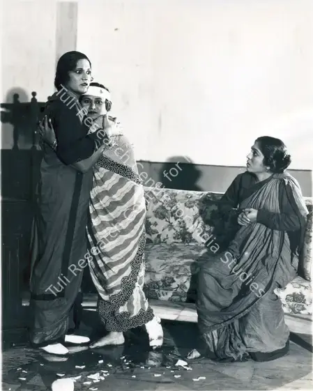 Master, Homi (Director), Naya Zamana, 1935 | Photographic Still | CinemaEducation | 00886651