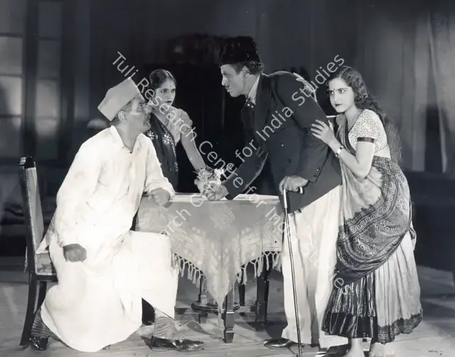 Gidwani, Moti B. (Director), Gulam Daku, 1936 | Photographic Still | CinemaEducation | 00885401