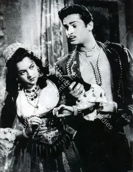 Amarnath, K. (Producer), Mehbooba, 1954 | Photographic Still | CinemaEducation | 00886264