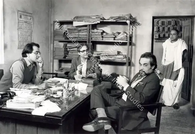 Malik, Ravi (Cinematographer), Ganashatru, 1990 | Photographic Still | CinemaEducation | 00891138