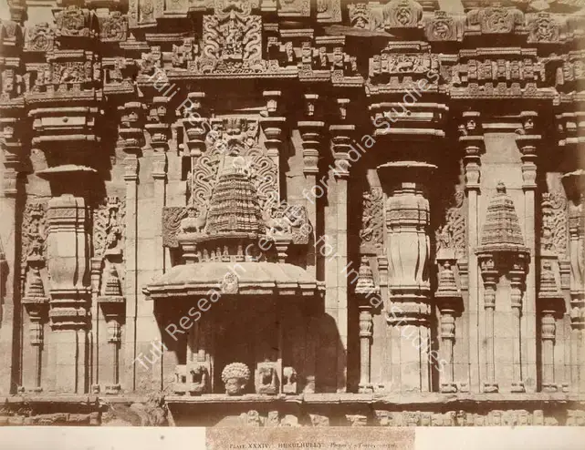 Pigou, William Henry (Photographer). Hurulhully. Portion of a Temple, enlarged - From the album "Architecture in Dharwar and Mysore Published by John Murray. London 1866. Photographs by Dr. William Henry Pigou, Dr. Andrew c.Neill and Col. Thomas Biggs with an historical and descriptive memoir by Colonel Meadows Taylor and  architectural notes by James Fergusson". Albumen print pasted on mount, c.1856 | Antiquarian Photograph | Photography | 00115038
