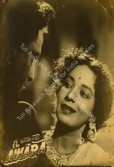 Karmakar, Radhu (Cinematographer), Awara, 1951 | Lobby Card | CinemaEducation | 00809729