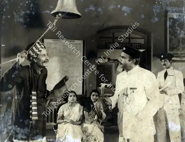 Shirodkar, G.N. (Cinematographer), Station Master, 1942 | Photographic Still | CinemaEducation | 00888615