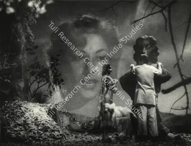 Reddy, V.N. (Cinematographer), Aag, 1948 | Photographic Still | CinemaEducation | 00883686