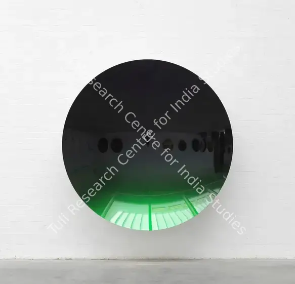 Kapoor, Anish (Artist). Mirror (Organic Green to Dark Purple). Aluminium and lacquer, 2016 | Installation | EconomicsArt | 00871678
