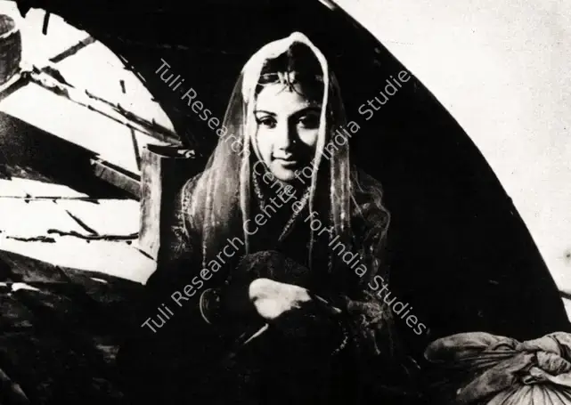 Islam, Baby (Cinematographer), Titas Ekti Nadir Naam, 1973 | Photographic Still | CinemaEducation | 00857120
