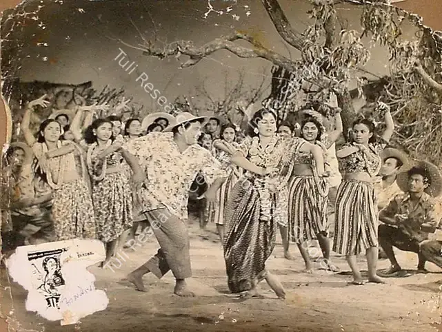 Bhagwan (Producer), Albela, 1951 | Lobby Card | CinemaEducation | 00829607