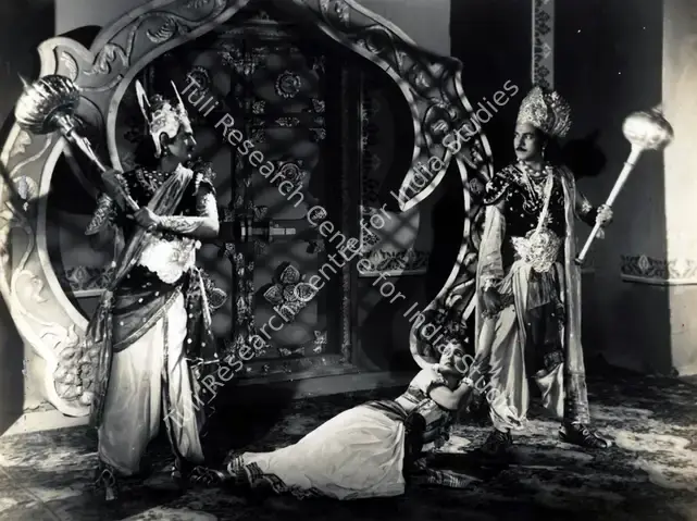 Wadadeker, Anant (Cinematographer), Laxmi Narayan, 1951 | Photographic Still | CinemaEducation | 00886000