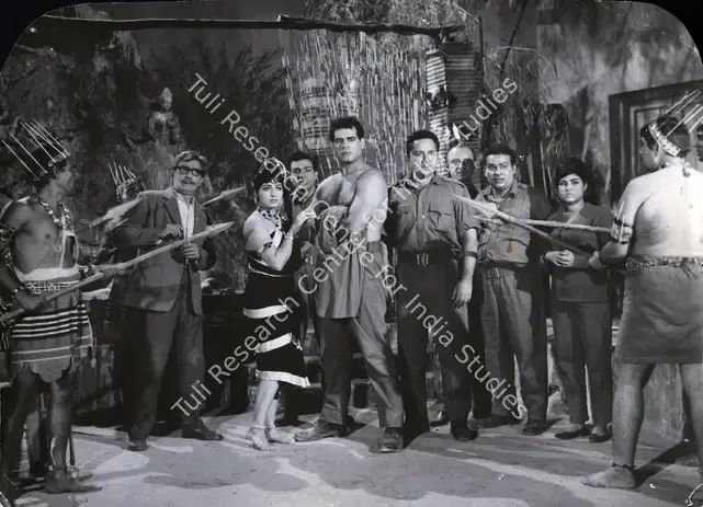 Kamran (Producer), Watan Se Door, 1968 | Photographic Still | CinemaEducation | 00888392