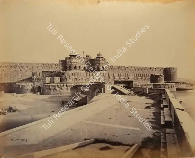 Bourne, Samuel (Photographer). Agra Fort. Albumen print, Mid 1860s | Antiquarian Photograph | Photography | 00116118