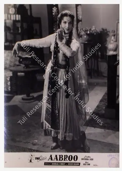 Mulvani, Khushi (Producer), Aabroo, 1956 | Lobby Card | CinemaEducation | 00809126