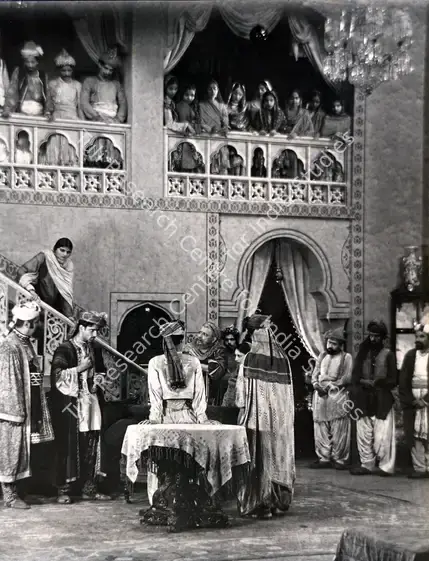 Karani, Pesi (Director), Dagabaz Ashak, 1932 | Photographic Still | CinemaEducation | 00884788