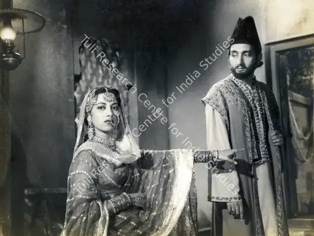 Avadhut, V. (Cinematographer), Mirza Ghalib, 1954 | Photographic Still | CinemaEducation | 00886370