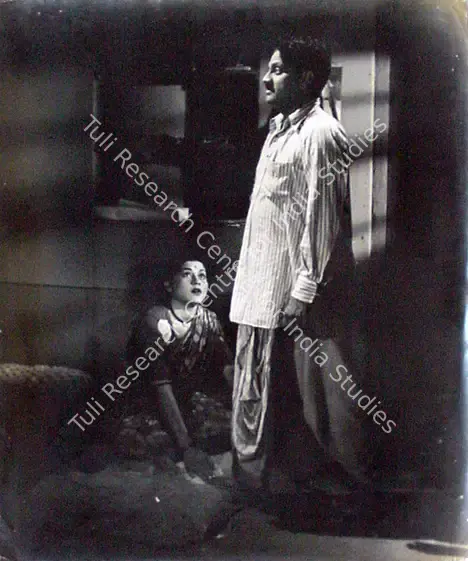 Nene, Raja (Director), Pehli Tareekh, 1954 | Photographic Still | CinemaEducation | 00887052