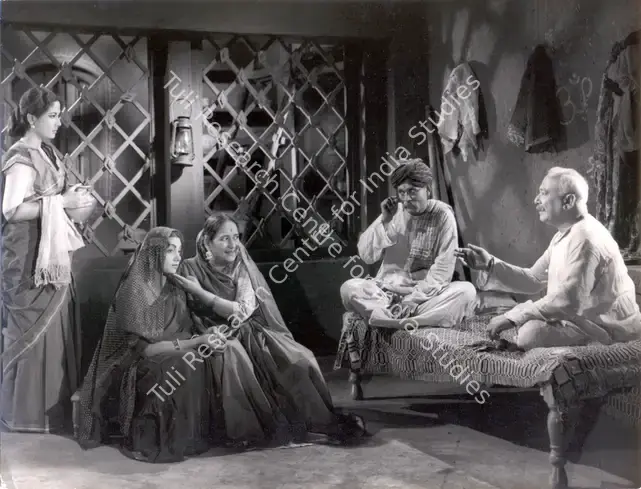 Thakur, Ranjodh (Cinematographer), Sahara, 1958 | Photographic Still | CinemaEducation | 00887792