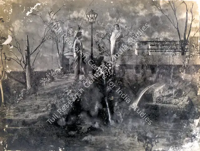 Kashyap, D.D. (Director), Naya Ghar, 1953 | Photographic Still | CinemaEducation | 00886618