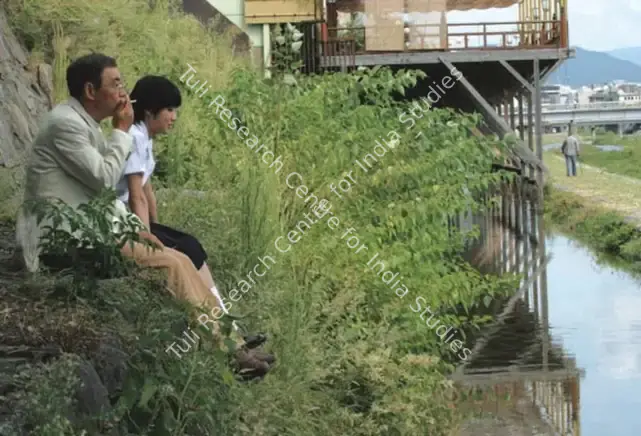 Nakamura, Mayu (Director), The Summer of Stickleback, 2006 | Photographic Still | CinemaEducation | 00846606