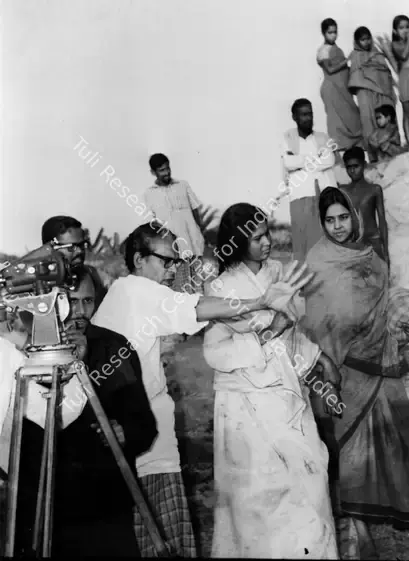 Ghatak, Ritwik (Director), Titas Ekti Nadir Naam, 1973 | Working Still | CinemaEducation | 00457655