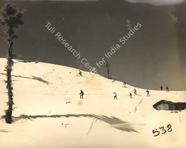 Singh, G. (Cinematographer), Arzoo, 1965 | Photographic Still | CinemaEducation | 00889793