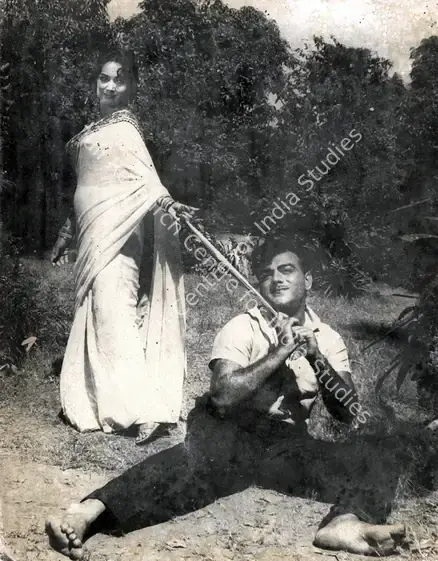 Baria, N.H. (Producer), Kahin Pyar Na Ho Jaye, 1963 | Photographic Still | CinemaEducation | 00885808