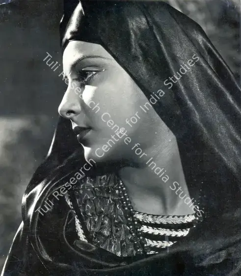 Irani, Faredoon A. (Cinematographer), Humayun, 1945 | Photographic Still | CinemaEducation | 00885537
