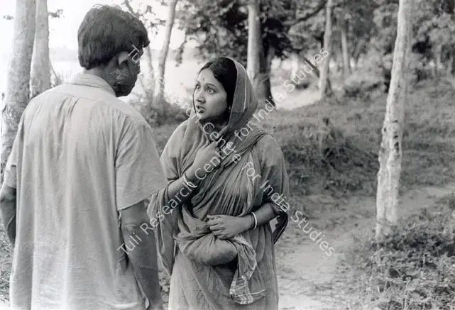 Roy, Soumendu (Cinematographer), Ashani Sanket, 1973 | Photographic Still | CinemaEducation | 00891036