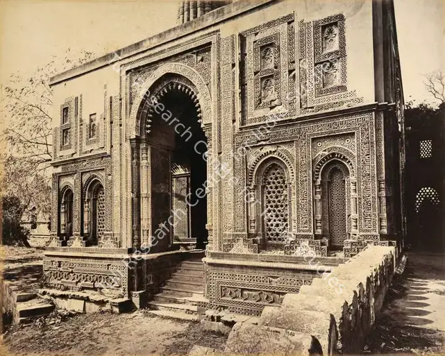Bourne, Samuel (Photographer). Alaoodeens Gateway - From the album 'Views of Delhi and Umballa by Samuel Bourne'. Albumen print pasted on mount, c.1865-1866 | Antiquarian Photograph | Photography | 00115204