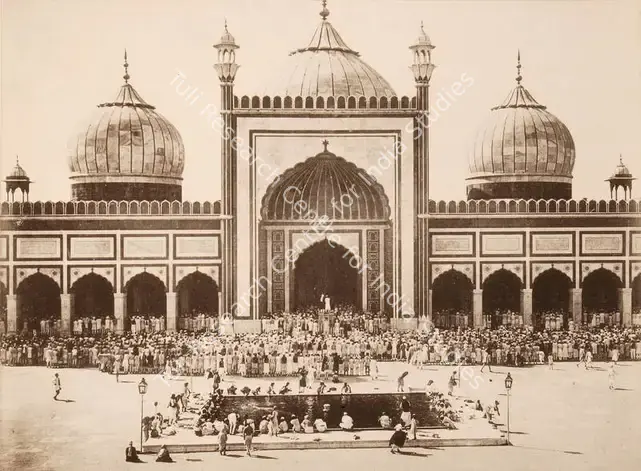 Studio Clifton & Co. (Photographic Studio). Mohammeden Mosque - From the album "L.G. to L.R.' by Clifton and Co.. Calotype print pasted on mount, 1900 | Antiquarian Photograph | Photography | 00115243