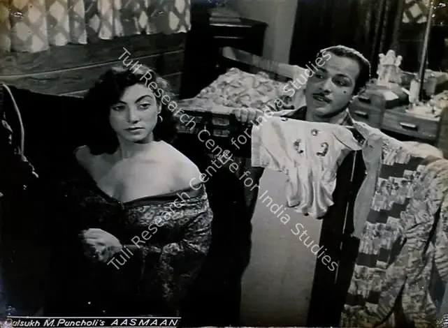 Pancholi, Dalsukh M. (Director), Aasman, 1952 | Lobby Card | CinemaEducation | 00829163