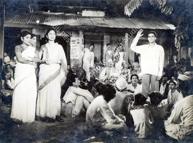 Thakur, Ramchandra (Director), Garibi, 1949 | Photographic Still | CinemaEducation | 00885245