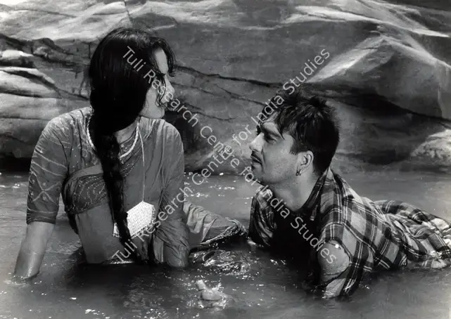 Bhattacharjee, Apurba (Cinematographer), Mujhe Jeene Do, 1963 | Photographic Still | CinemaEducation | 00886501