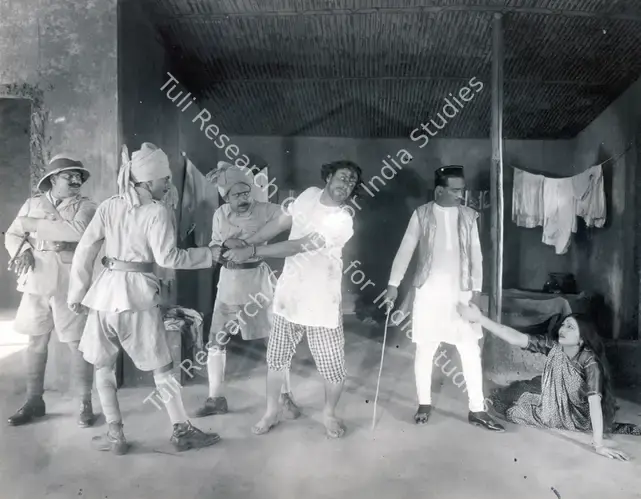 Gidwani, Moti B. (Director), Gulam Daku, 1936 | Photographic Still | CinemaEducation | 00885413