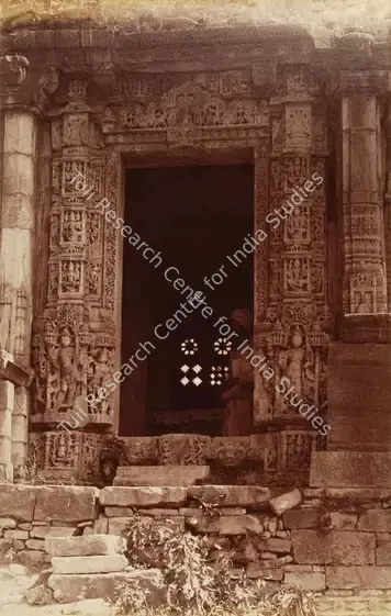 Dayal, Lala Deen (Photographer). Doorway of Sanga Chaori in Chittore fort - From the album 'Views in Meywar' By Lala Deen Dayal Indore. Albumen print pasted on mount, c.1890 | Antiquarian Photograph | Photography | 00115166