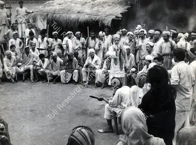 Bhattacharjee, Apurba (Cinematographer), Mujhe Jeene Do, 1963 | Photographic Still | CinemaEducation | 00886511