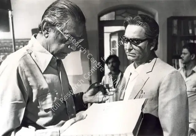 Ghosh, Nemai (Still Photographer), Ganashatru, 1990 | Working Still | CinemaEducation | 00891554