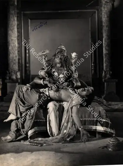 Wadadeker, Anant (Cinematographer), Laxmi Narayan, 1951 | Photographic Still | CinemaEducation | 00885997
