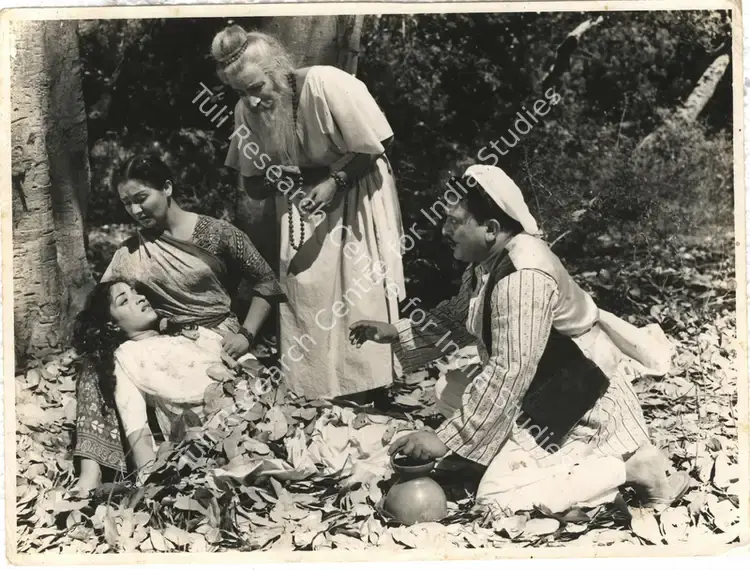 Balakrishna, G. (Cinematographer), Jhanak Jhanak Payal Baaje, 1955 | Photographic Still | CinemaEducation | 00831822