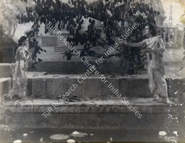 Bhatt, Shanker (Producer), Vikramaditya, 1945 | Photographic Still | CinemaEducation | 00834541