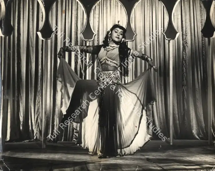 Mistry, Keki (Cinematographer), Chandni Chowk, 1954 | Photographic Still | CinemaEducation | 00835439