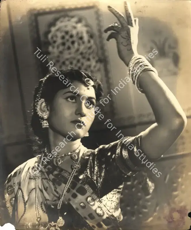 Gajjar, Bipin (Cinematographer), Patrani, 1956 | Photographic Still | CinemaEducation | 00835435